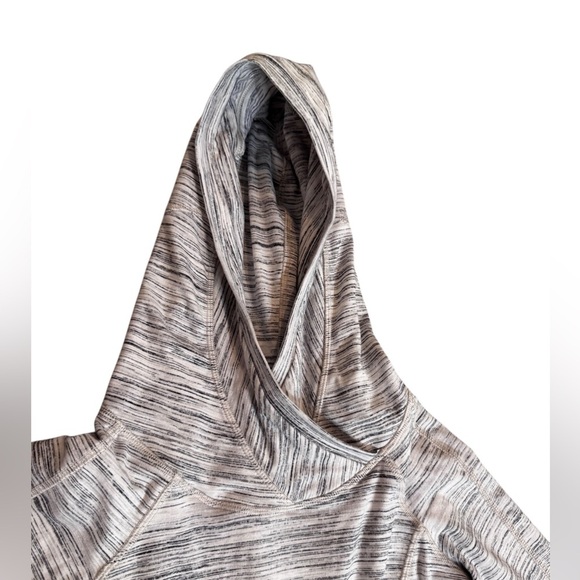 Lululemon Think Fast Hoodie size 2 Space Dye Camo White Multi Silver Spoon - Picture 3 of 11